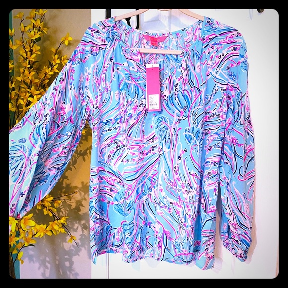 Lilly Pulitzer Tops - NWT LP Winsley Bayside Blue Under the Moon Md